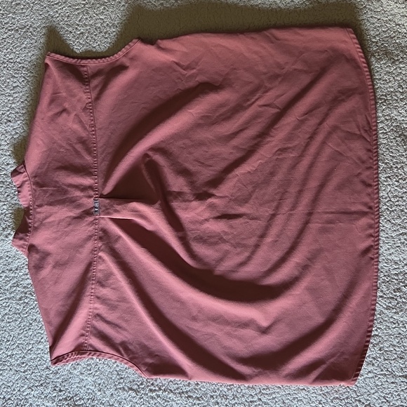 Figs Technical Collection Rafaela Oversized Scrub Top in Mauve - Picture 8 of 12